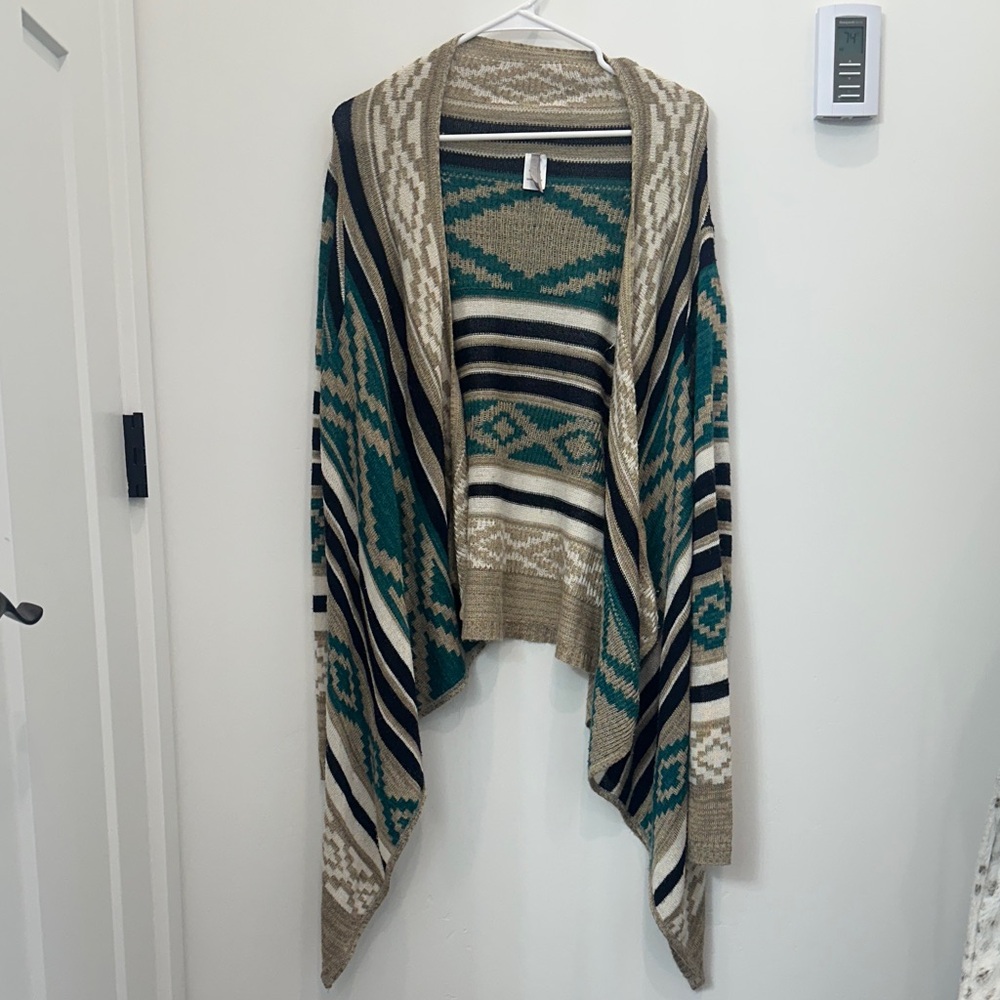 Vanity Teal and Beige Patterned Cardigan